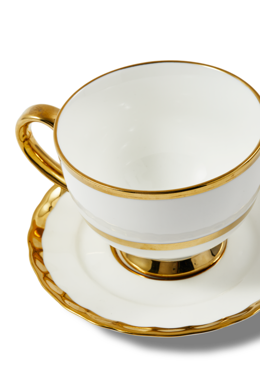 Golden Finds Tea Set White