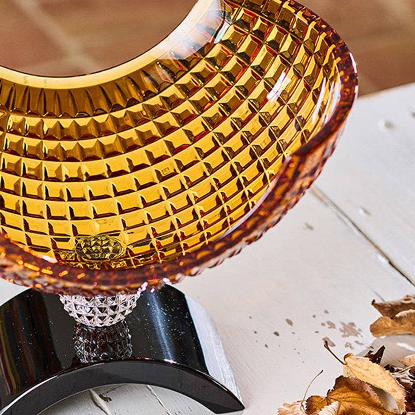 Luxe Amber Bowl 34cm with Black Base