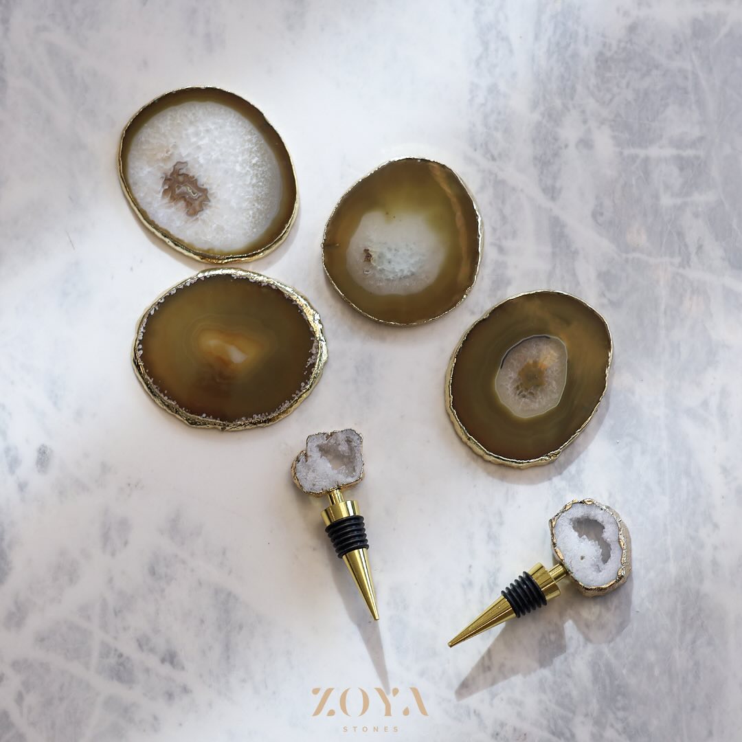 4 Grey Agate Coasters & 2 Bottle Toppers