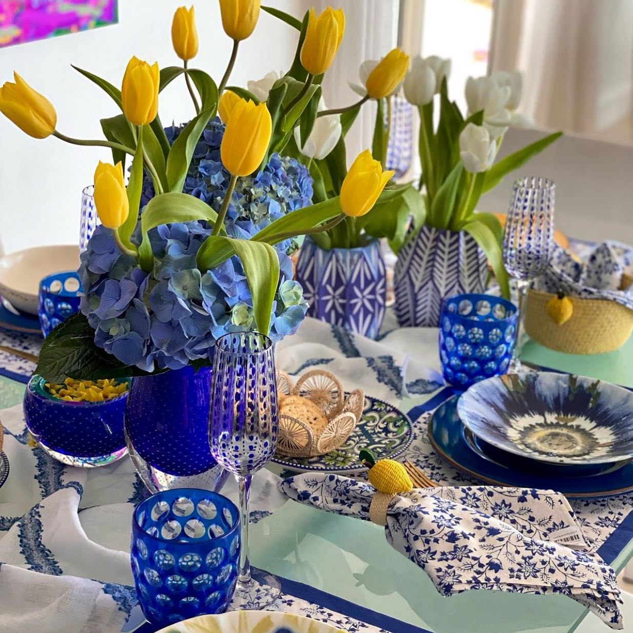 Lente Blue & White Acrylic Tumbler