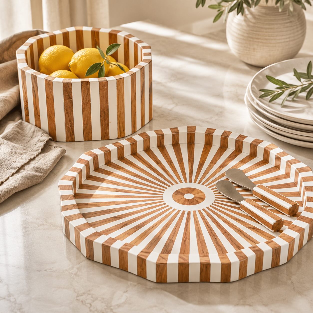 Lyra Inlay Tray – Handcrafted Decorative Serving Tray