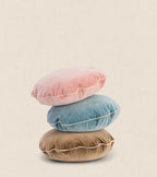 وسادة بومبولوني المستديرة من المخمل الوردي