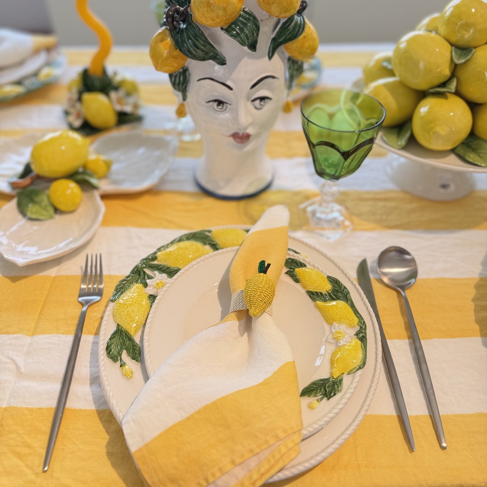 Lemon Collection Hand-Painted Ceramic Dinner Plate