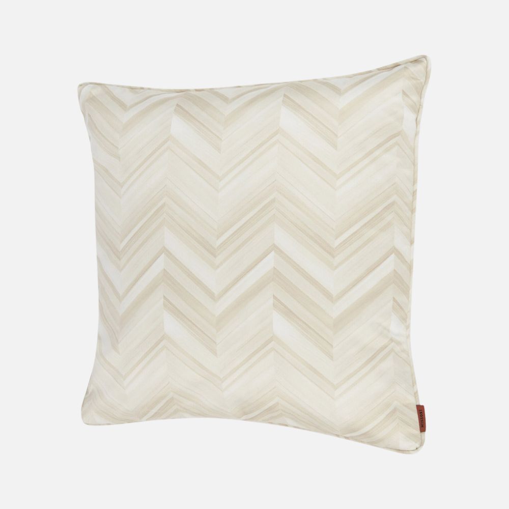 Layers 40x40 cm cotton sateen chevron cushion