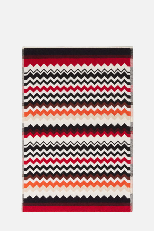 100% cotton bath mat with chevron pattern