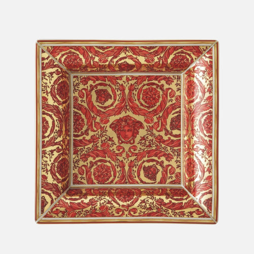 Medusa Garland Dish – Red Square Porcelain Plate, 18 cm