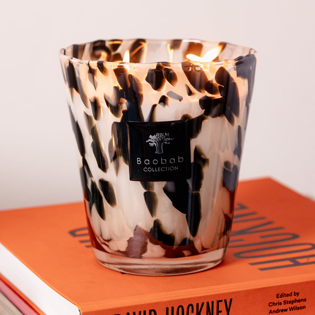 Baobab Black Pearls Scented Candle – Max 16