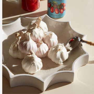 صينية تغيير كبيرة من السيراميك من تاسكا باللون الأبيض الكريمي