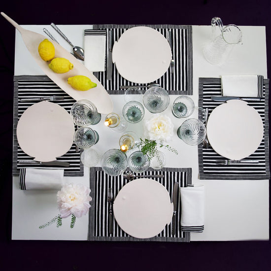 Locmaria Fish Plate, 27.5x27cm