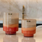 غروب الشمس في أكوسوا (يسار)