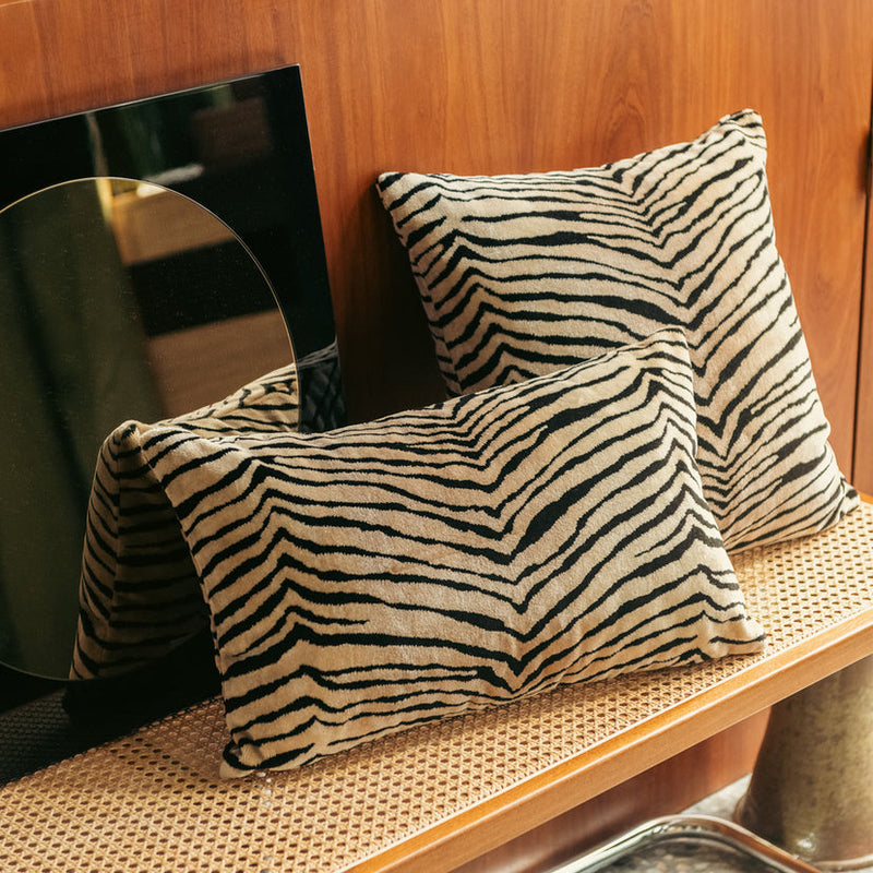 Carino Tiger Velvet Cushion, 50x30cm