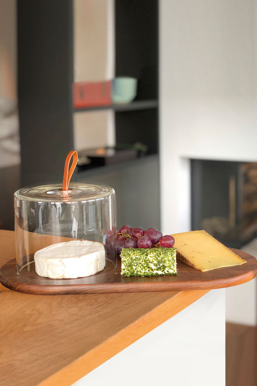 Walnut Cheese Board With Glass Cover